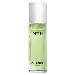 Retail N°19 bottle shown as a retail-price reference.